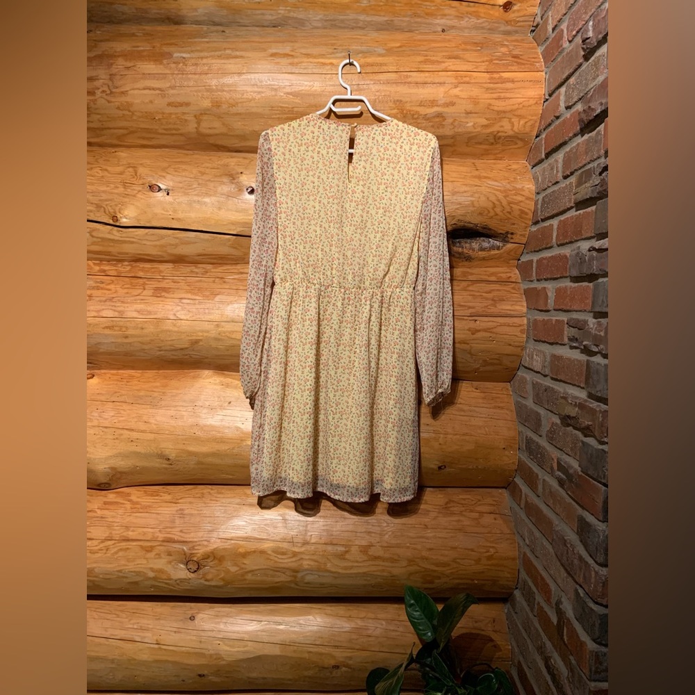 Vero Moda Dress - Picture 2 of 2